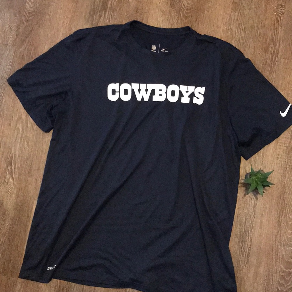 Dri-FIT Dallas Cowboys shirt
